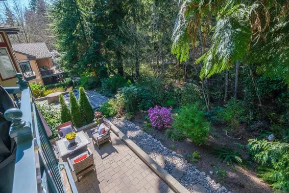1158 Strathaven Drive, North Vancouver For Sale - image 15