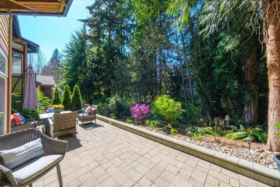 1158 Strathaven Drive, North Vancouver For Sale - image 31