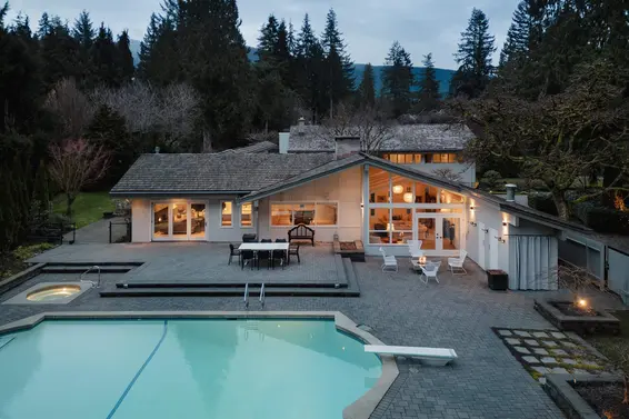 425 Rabbit Lane, West Vancouver For Sale - image 37