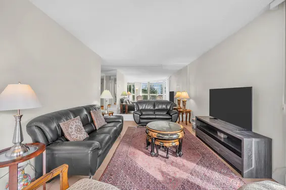 809 2024 Fullerton Avenue, North Vancouver For Sale - image 4
