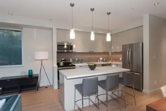 3023 Mathers Avenue, West Vancouver For Sale - image 33