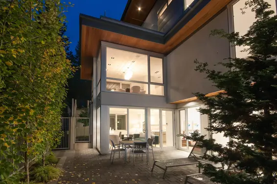 3023 Mathers Avenue, West Vancouver For Sale - image 38