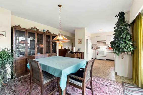 4243 Delbrook Avenue, North Vancouver For Sale - image 10