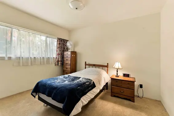 4243 Delbrook Avenue, North Vancouver For Sale - image 17