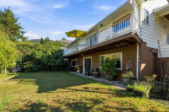 4243 Delbrook Avenue, North Vancouver For Sale - image 36