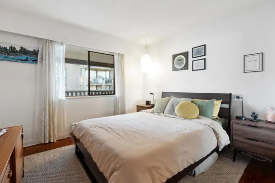 301 1610 Chesterfield Avenue, North Vancouver For Sale - image 12