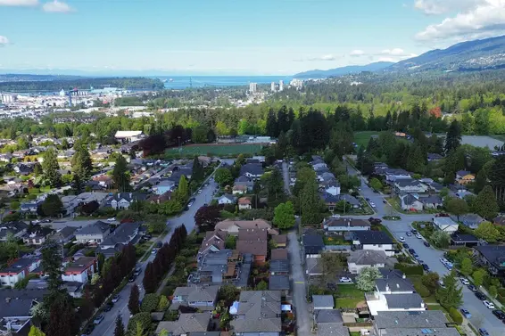 301 1610 Chesterfield Avenue, North Vancouver For Sale - image 22
