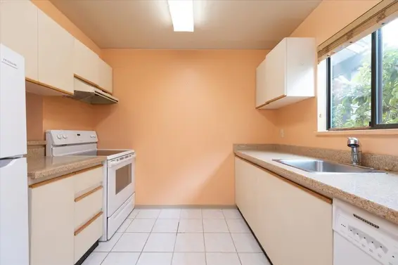 22 230 West 14th Street, North Vancouver For Sale - image 8