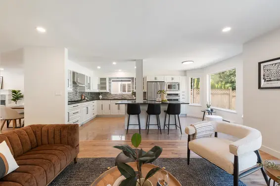 2111 Philip Avenue, North Vancouver For Sale - image 16