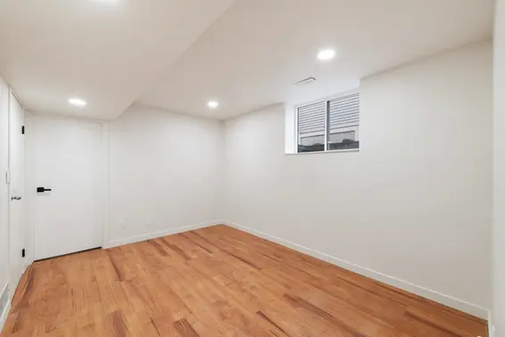 2111 Philip Avenue, North Vancouver For Sale - image 31