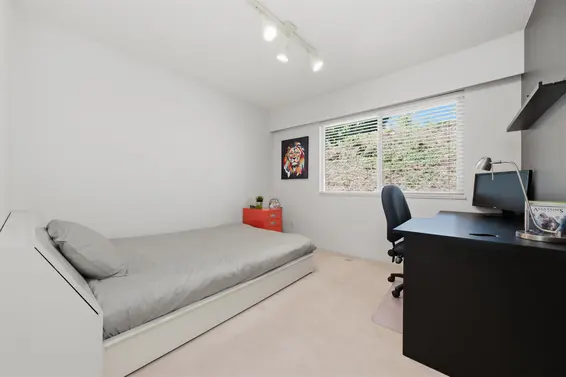 2716 Byron Road, North Vancouver For Sale - image 24