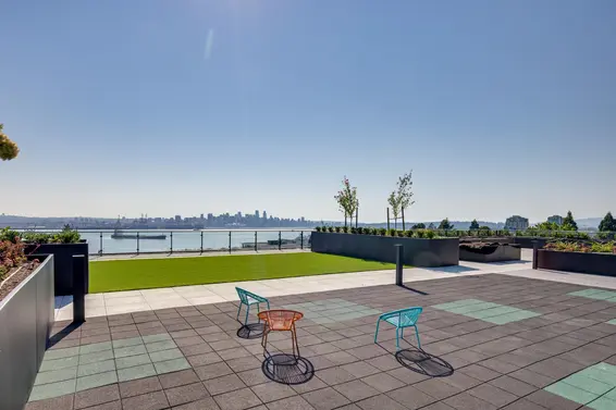 564 422 East 3rd Street, North Vancouver For Sale - image 31