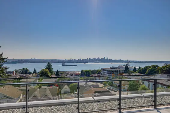 564 422 East 3rd Street, North Vancouver For Sale - image 32