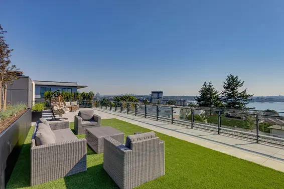 564 422 East 3rd Street, North Vancouver For Sale - image 33