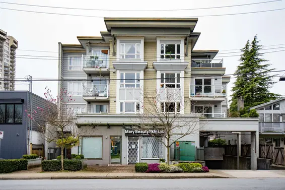 401 1629 Garden Avenue, North Vancouver