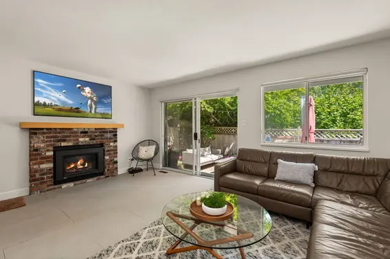 880 Ruckle Court, North Vancouver For Sale - image 12