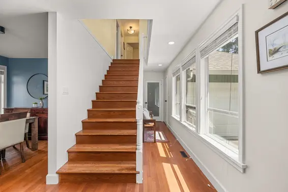 880 Ruckle Court, North Vancouver For Sale - image 18
