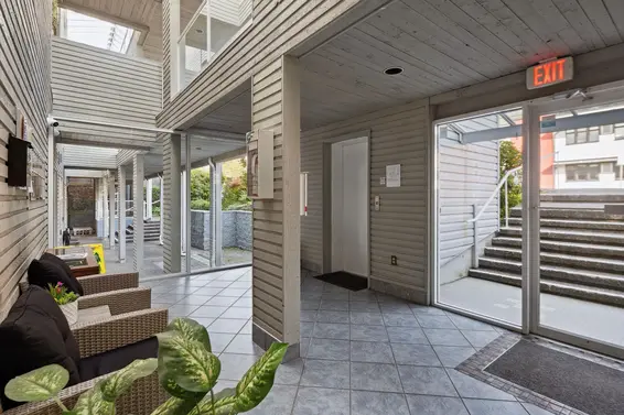 101 2412 Haywood Avenue, West Vancouver For Sale - image 25