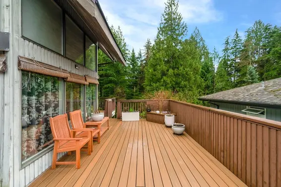 5344 Cliffridge Avenue, North Vancouver For Sale - image 3