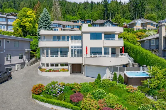 2589 Chairlift Road, West Vancouver For Sale - image 2