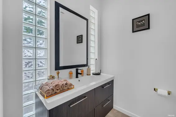 2589 Chairlift Road, West Vancouver For Sale - image 22
