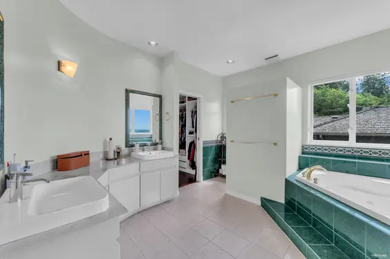 2589 Chairlift Road, West Vancouver For Sale - image 27