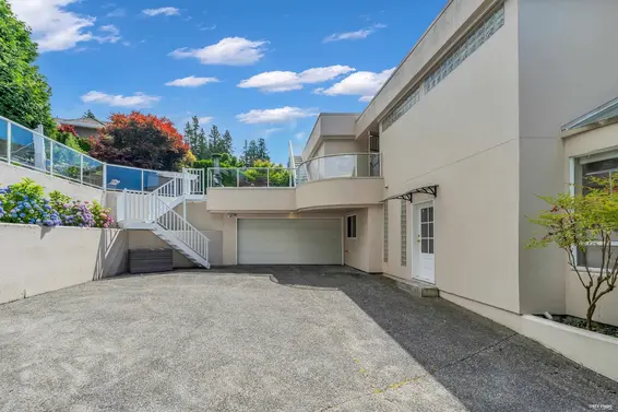 2589 Chairlift Road, West Vancouver For Sale - image 35