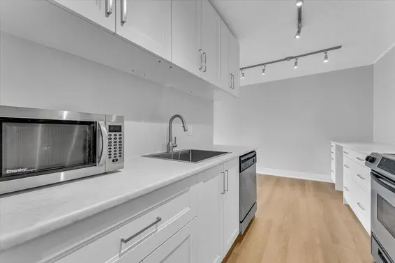 214 251 West 4th Street, North Vancouver For Sale - image 6