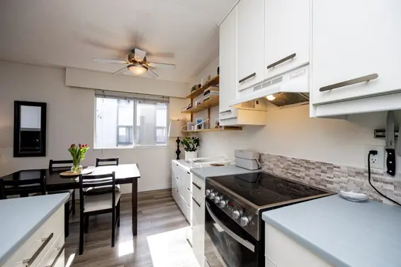 203 270 West 3rd Street, North Vancouver For Sale - image 14