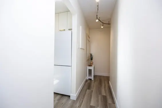203 270 West 3rd Street, North Vancouver For Sale - image 25