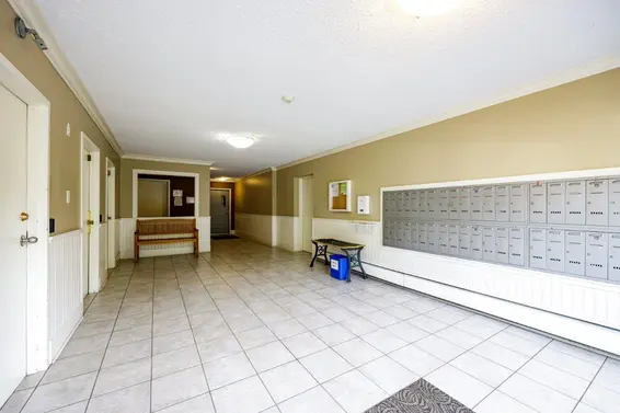 203 270 West 3rd Street, North Vancouver For Sale - image 35