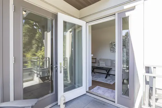 300 2432 Haywood Avenue, West Vancouver For Sale - image 11