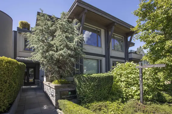 300 2432 Haywood Avenue, West Vancouver For Sale - image 22