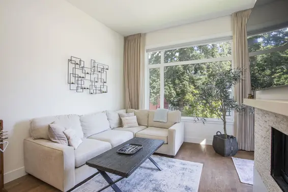 300 2432 Haywood Avenue, West Vancouver For Sale - image 5