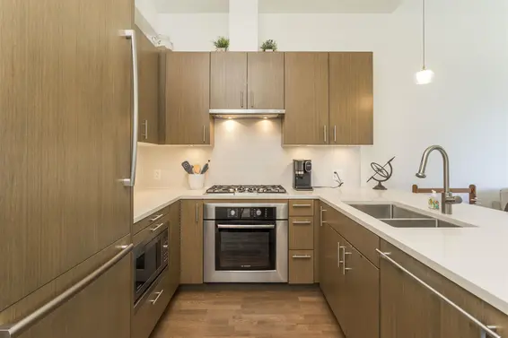 300 2432 Haywood Avenue, West Vancouver For Sale - image 7