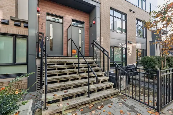 266 2035 Glenaire Drive, North Vancouver For Sale - image 3