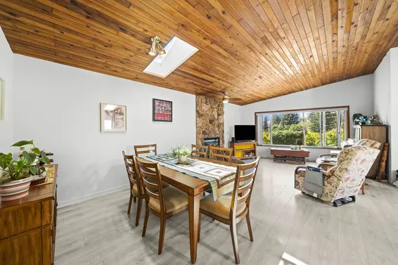 3454 St. Georges Avenue, North Vancouver For Sale - image 11