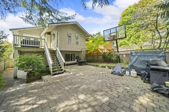 3454 St. Georges Avenue, North Vancouver For Sale - image 36