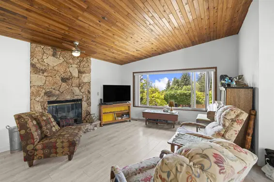 3454 St. Georges Avenue, North Vancouver For Sale - image 4