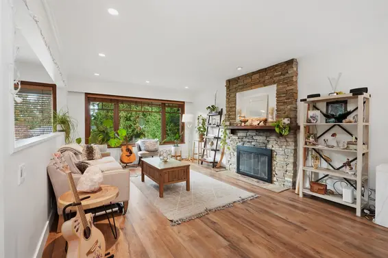 444 Evergreen Place, North Vancouver For Sale - image 14