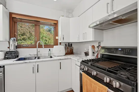 444 Evergreen Place, North Vancouver For Sale - image 6
