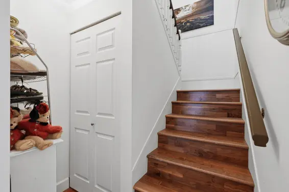 46 St. Patricks Avenue, North Vancouver For Sale - image 12