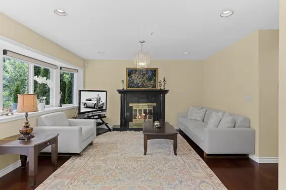 1426 Fulton Avenue, West Vancouver For Sale - image 11