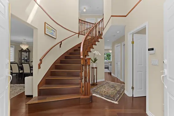 1426 Fulton Avenue, West Vancouver For Sale - image 2