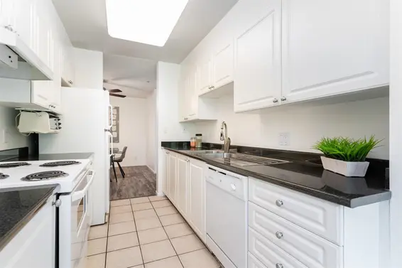 PH12 223 Mountain Highway, North Vancouver For Sale - image 16