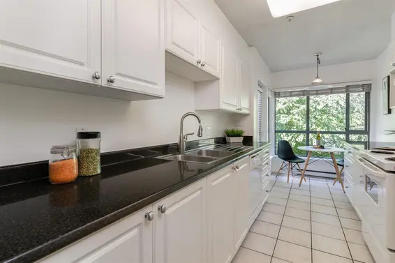 PH12 223 Mountain Highway, North Vancouver For Sale - image 17