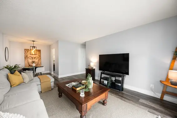 211 236 West 2nd Street, North Vancouver For Sale - image 7