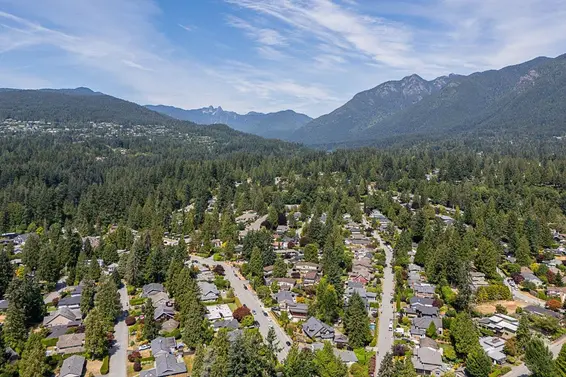 1160 Ridgewood Drive, North Vancouver For Sale - image 27