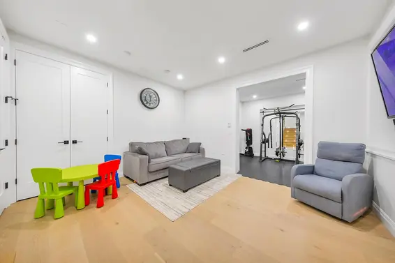1395 West 21st Street, North Vancouver For Sale - image 16