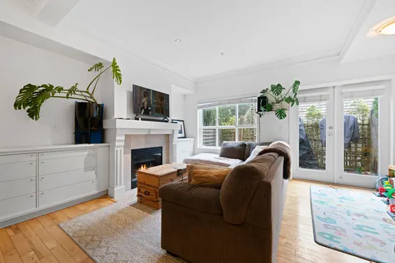 6 2688 Mountain Highway, North Vancouver For Sale - image 3